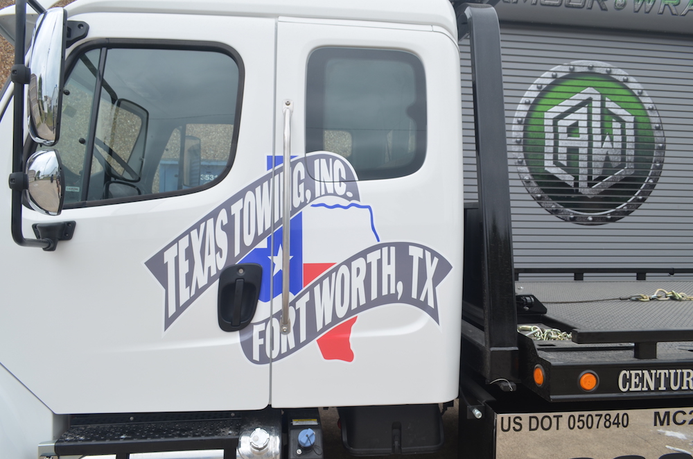 fleet truck wrap Texas Towing